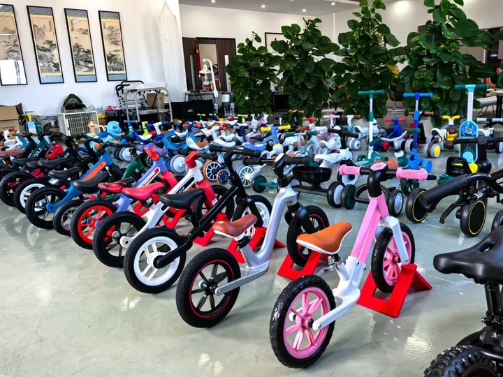 佛山市必酷智能科技 智能時(shí)代下的日用雜品銷(xiāo)售革新